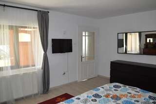 Дома для отпуска Casa Antonia Busteni Буштени Дом с 2 спальнями-28